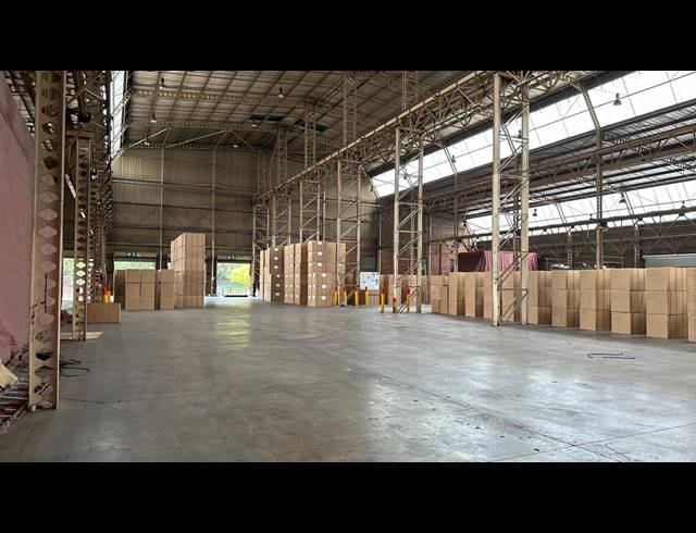 14,419M² WAREHOUSE TO LET IN ALRODE